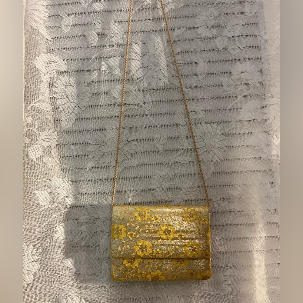 Vintage gold hand bag